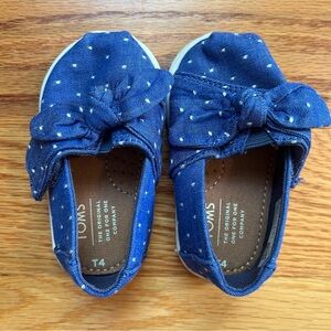 Tiny Toms polka dot alpargatas size t4